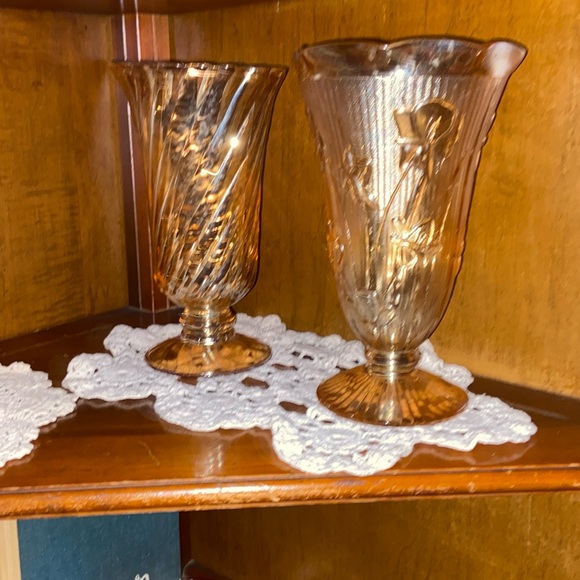 CARNIVAL GLASS VASES - Picture 2 of 4